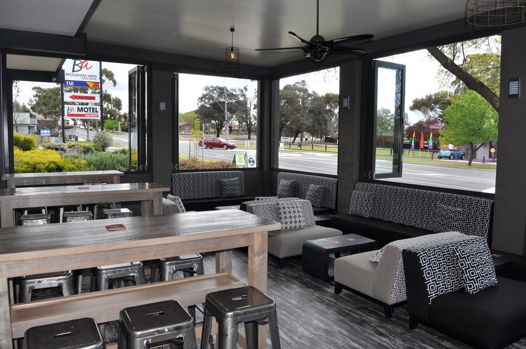 Brougham Arms Hotel Bendigo Bagian luar foto