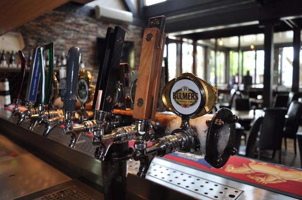 Brougham Arms Hotel Bendigo Bagian luar foto