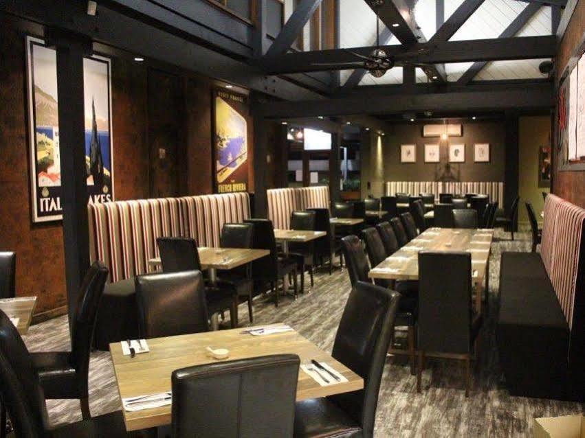 Brougham Arms Hotel Bendigo Bagian luar foto